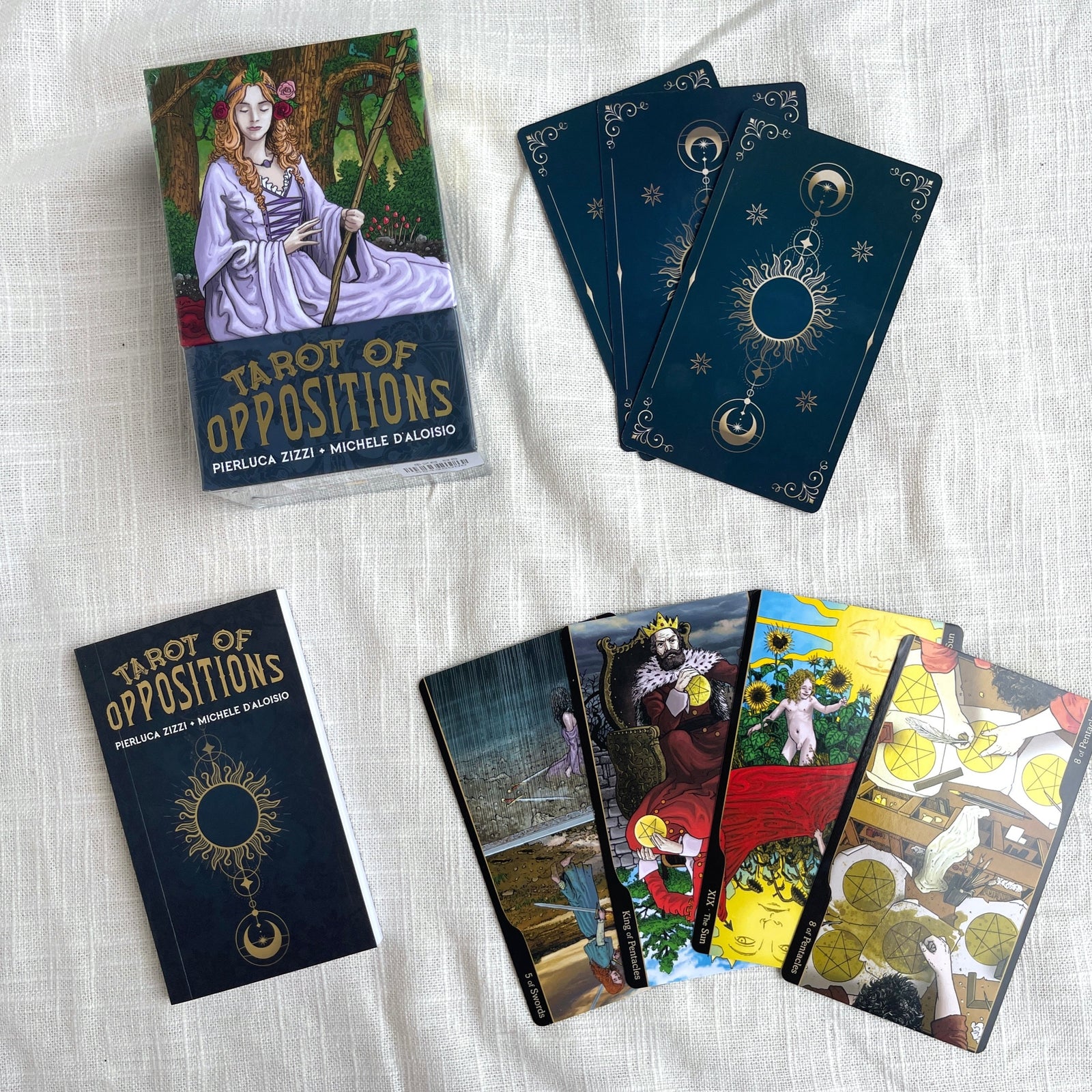 Tarot of Oppositions Deck