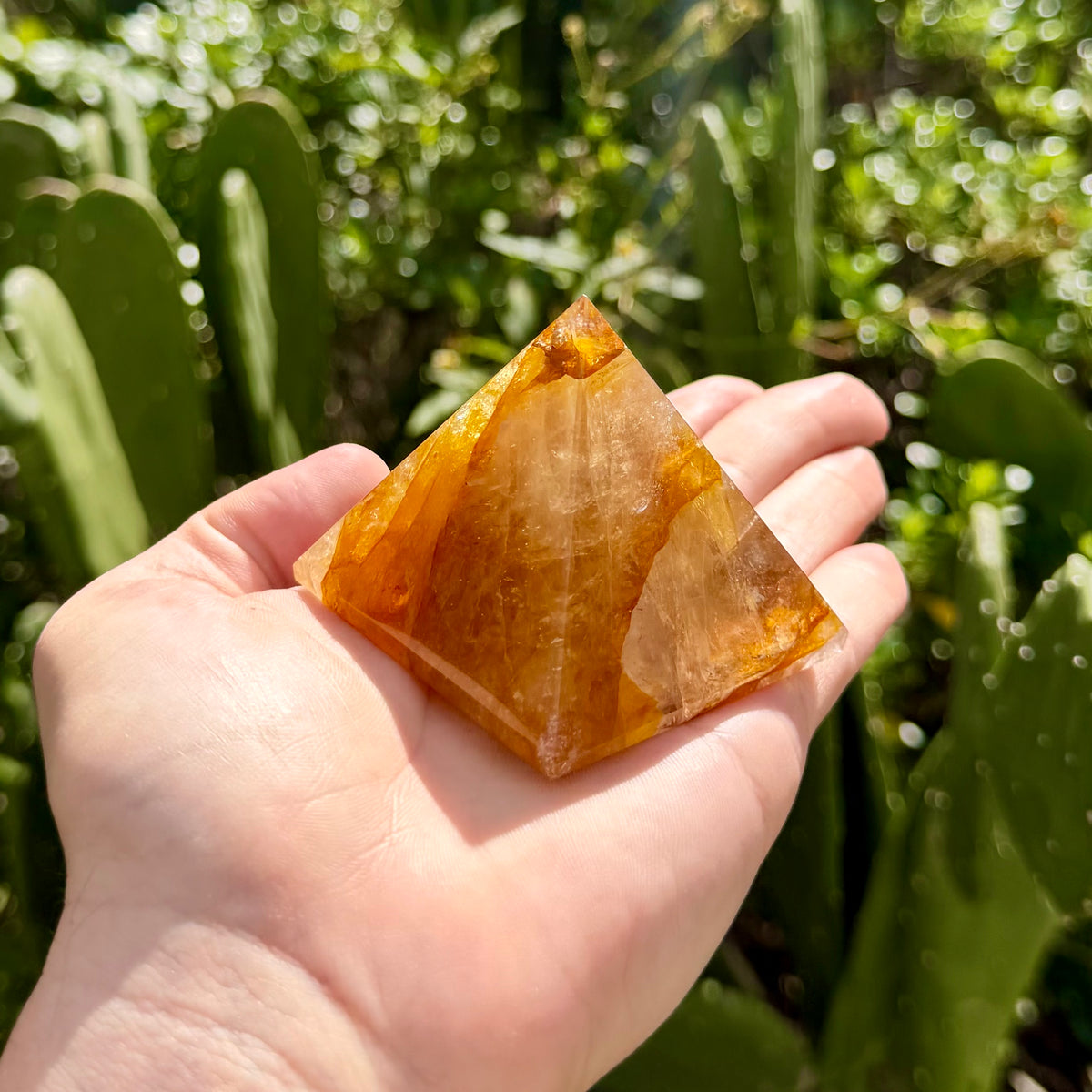 Golden Healer Pyramid .2kg